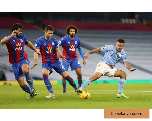 诺丁汉近期防线表现稳定，球队在联赛中保持较强竞争力。