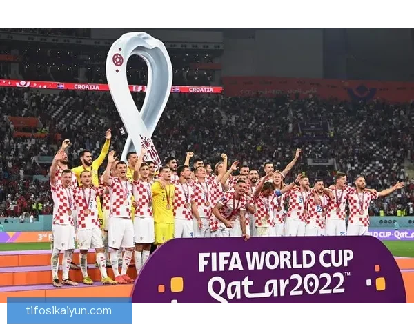 莫德里奇世界杯表现稳健，助克罗地亚队闯入四强再创佳绩